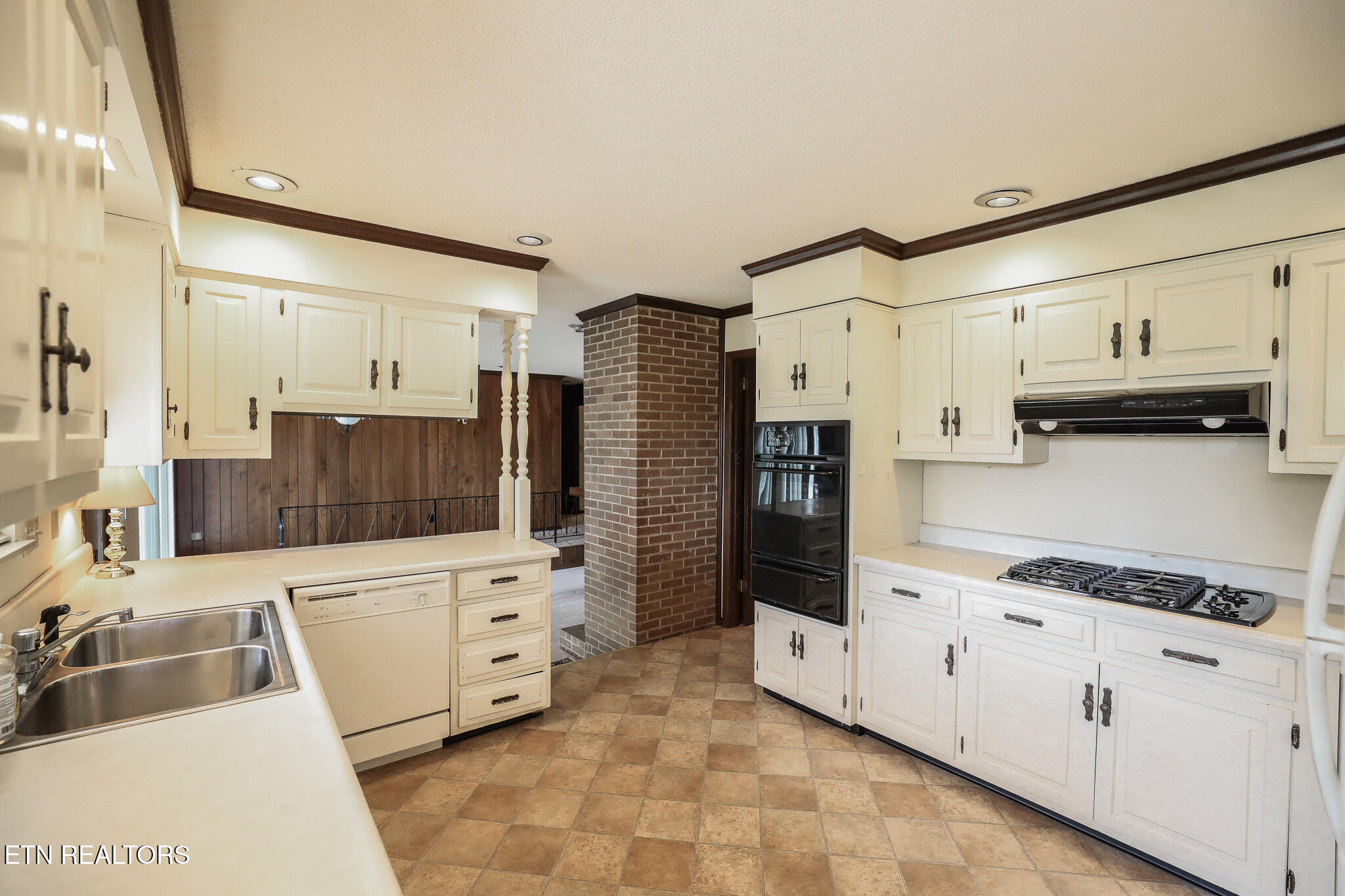 930 Radnor Road Maryville, TN 37804 - Photo 14 of 46 3E6A6871