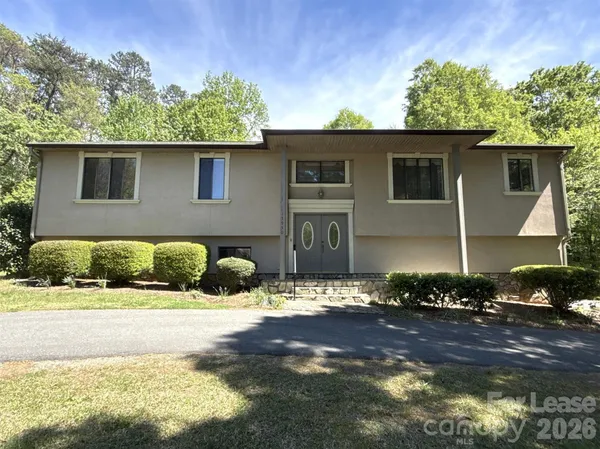 $2,500 | 13930 Idlewild Road, Matthews, NC 28105