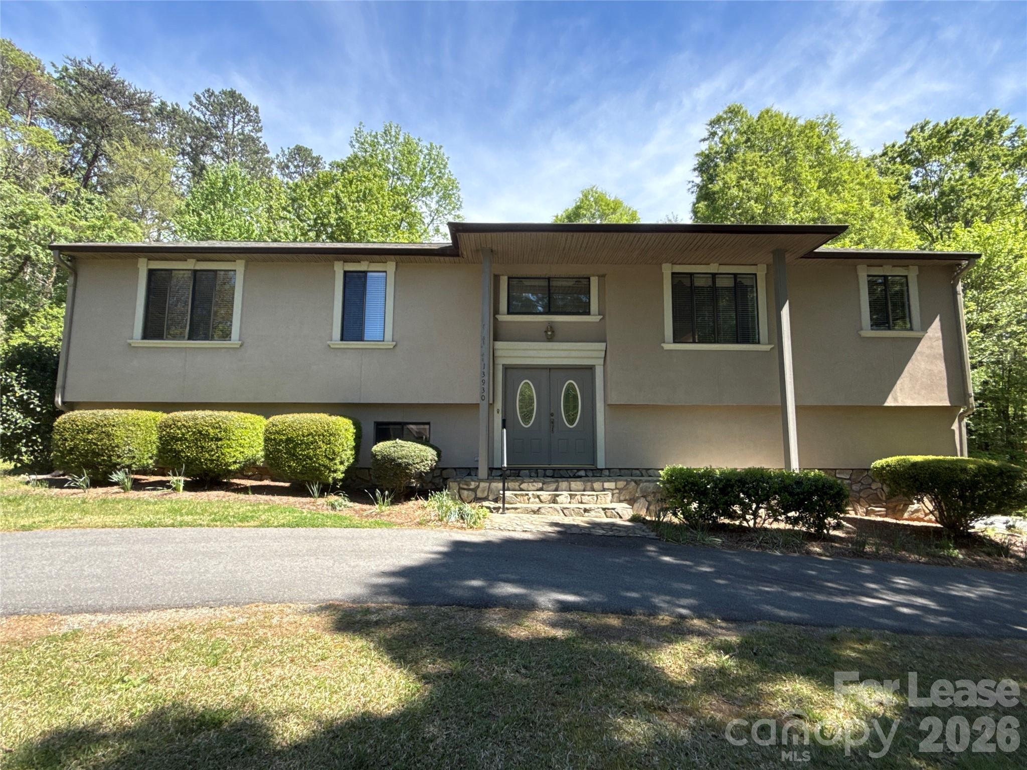 13930 Idlewild Road Matthews, NC 28105 - Photo 1 of 31