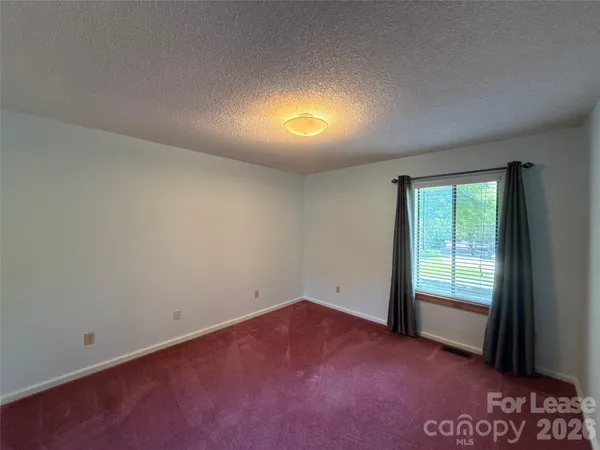 $2,500 | 13930 Idlewild Road, Matthews, NC 28105