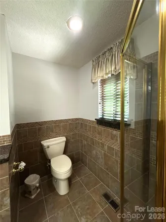 $2,500 | 13930 Idlewild Road, Matthews, NC 28105