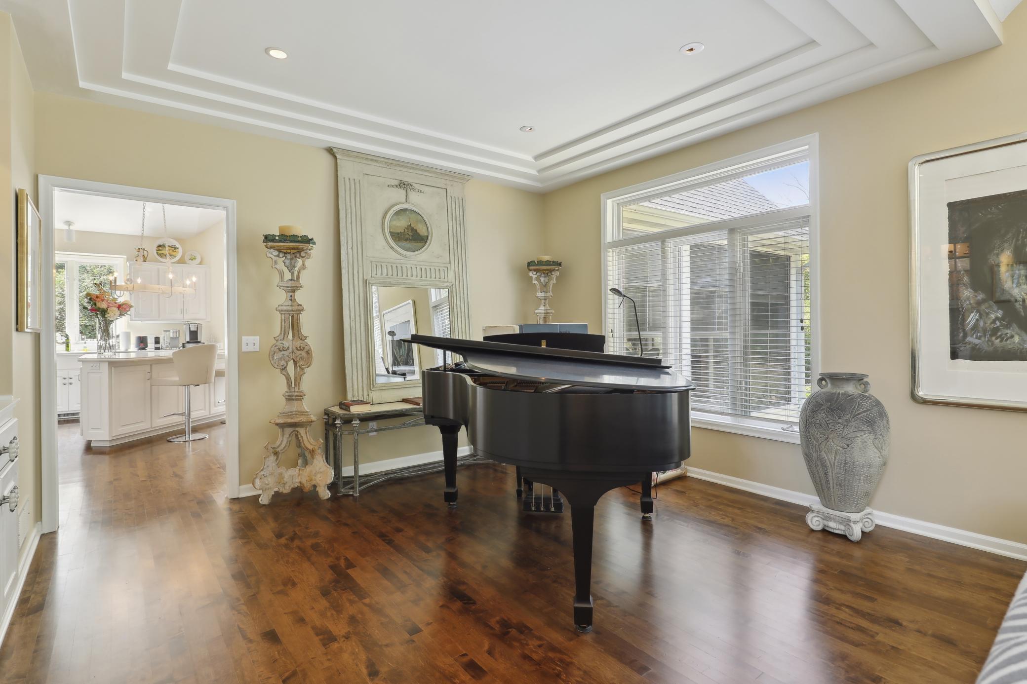 1600 Linner Road Minnetonka, MN 55391 - Photo 7 of 31 Gallery Image 7