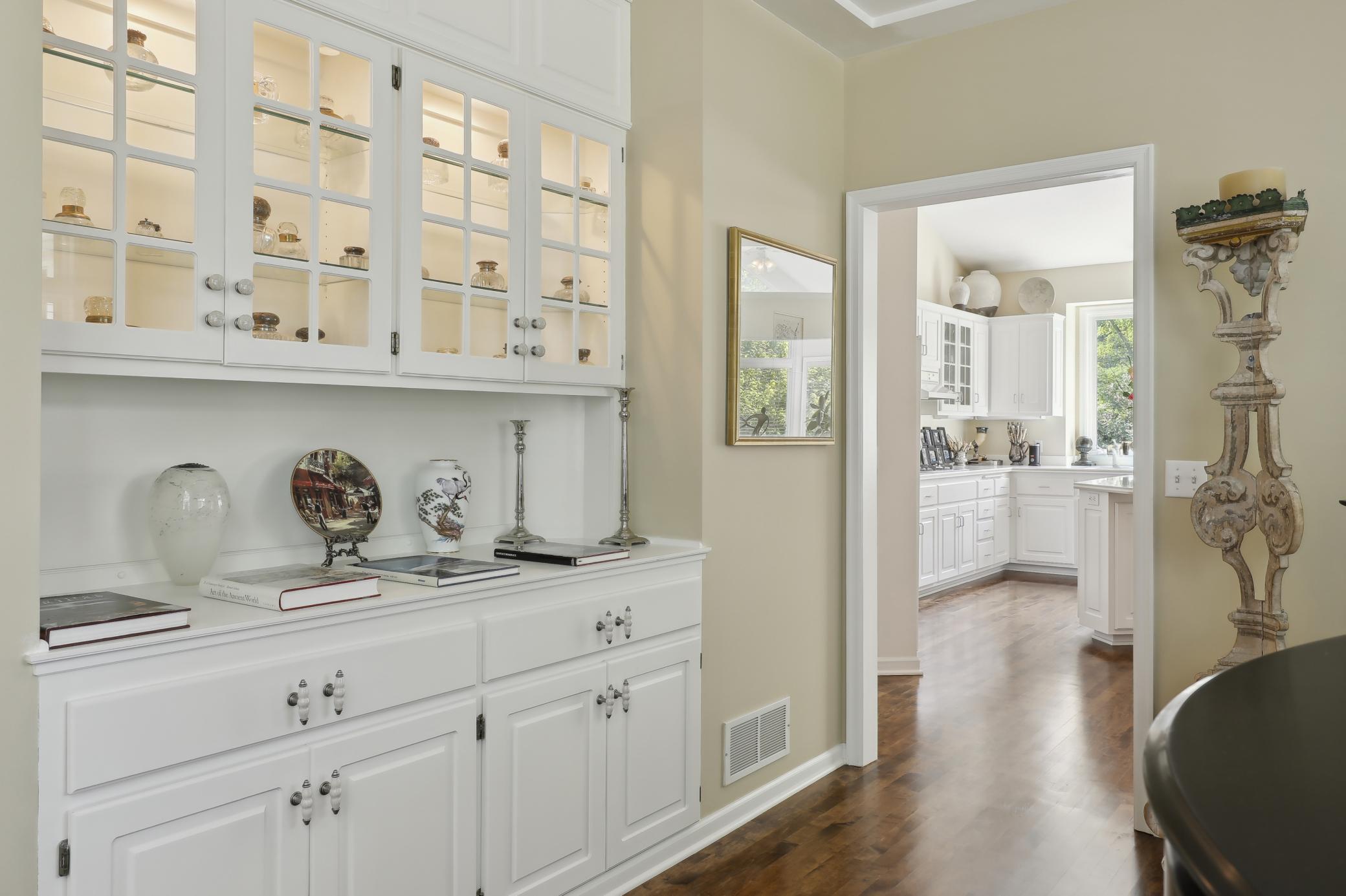 1600 Linner Road Minnetonka, MN 55391 - Photo 8 of 31 Gallery Image 8