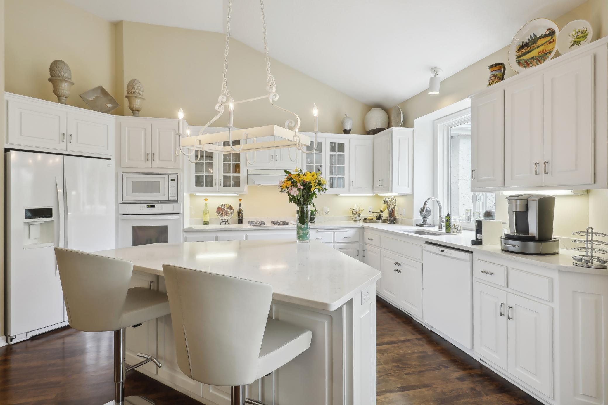 1600 Linner Road Minnetonka, MN 55391 - Photo 10 of 31 Gallery Image 10