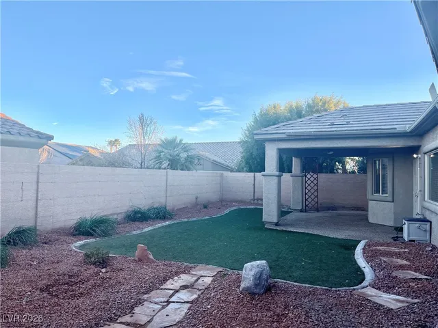 $2,500 | 3816 Waynesvill Street, Las Vegas, NV 89122