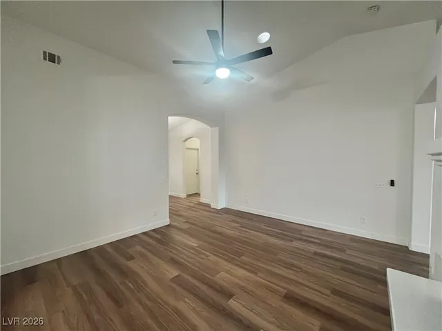 $2,500 | 3816 Waynesvill Street, Las Vegas, NV 89122