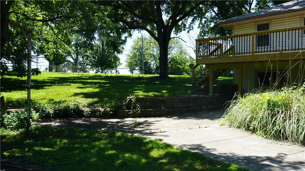 14701 Tillman Road Smithville, MO 64089 - Photo 23 of 35