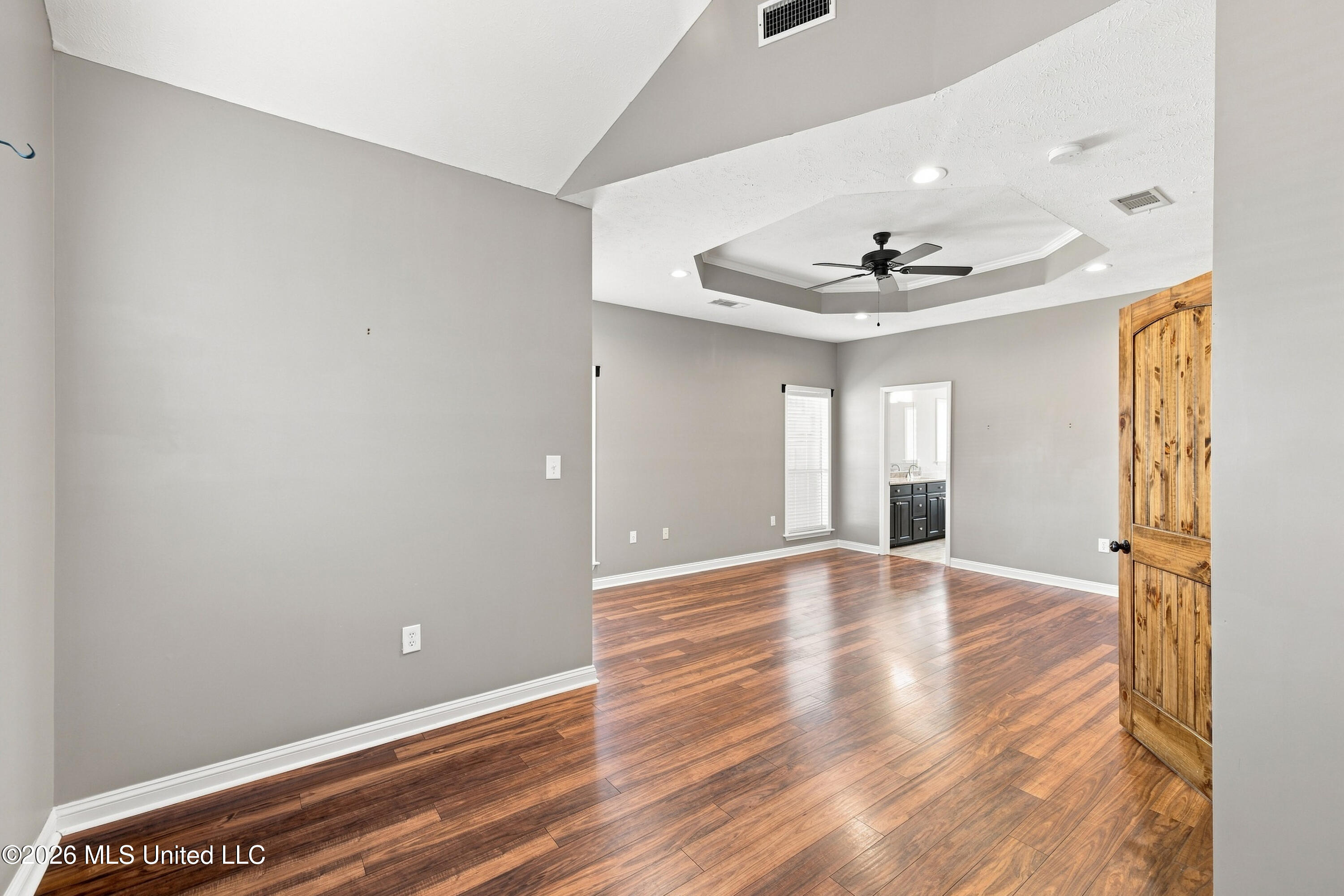 102 Spring Valley Drive Brandon, MS 39047 - Photo 21 of 37 4C4A0093