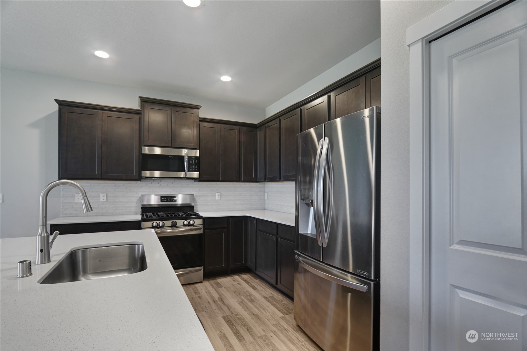 17811 Mill Valley Road Granite Falls, WA 98252 - Photo 4 of 33 Gallery Image 4