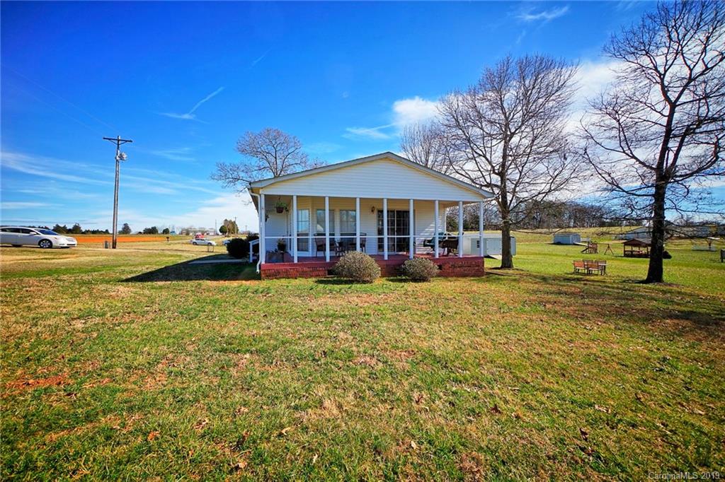 125 Cain Road, Unit 2 Stony Point, NC 28678 - Photo 5 of 26 Gallery Image 5