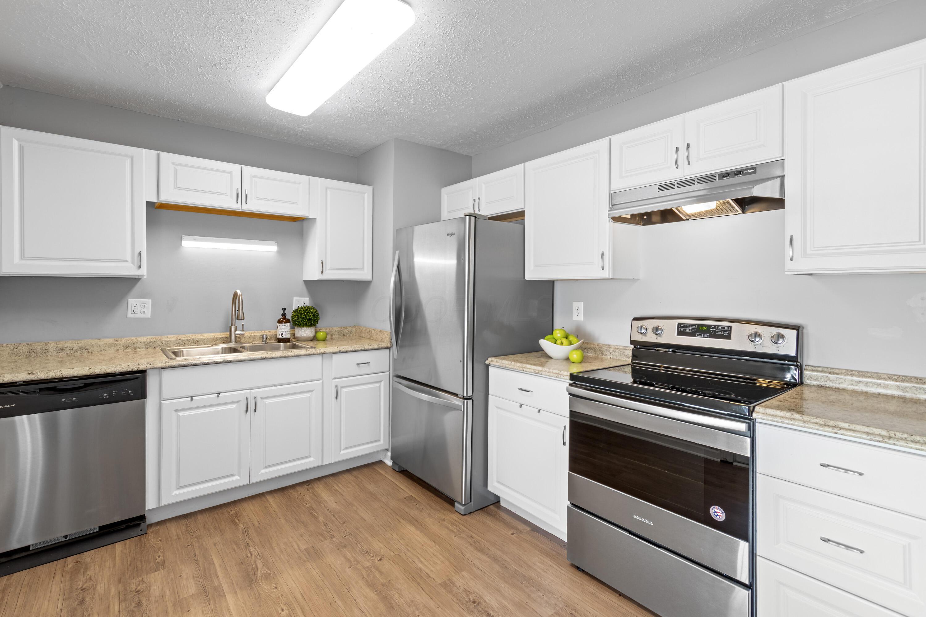 2977 Upton Road West Columbus, OH 43232 - Photo 13 of 38 2977 Upton Road West-14.jpg-FULL