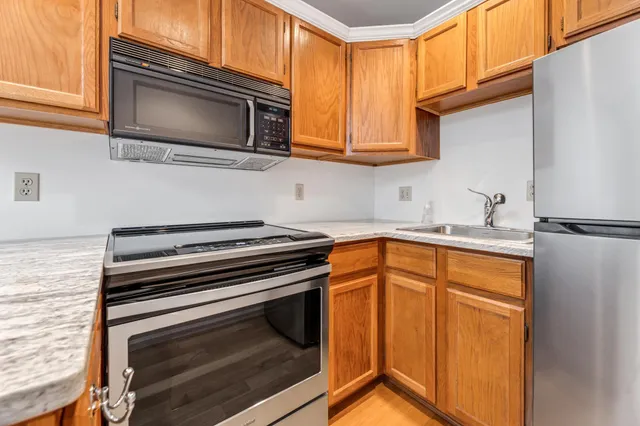 $215,000 | 121 South Main Street, Fountain City, WI 54629