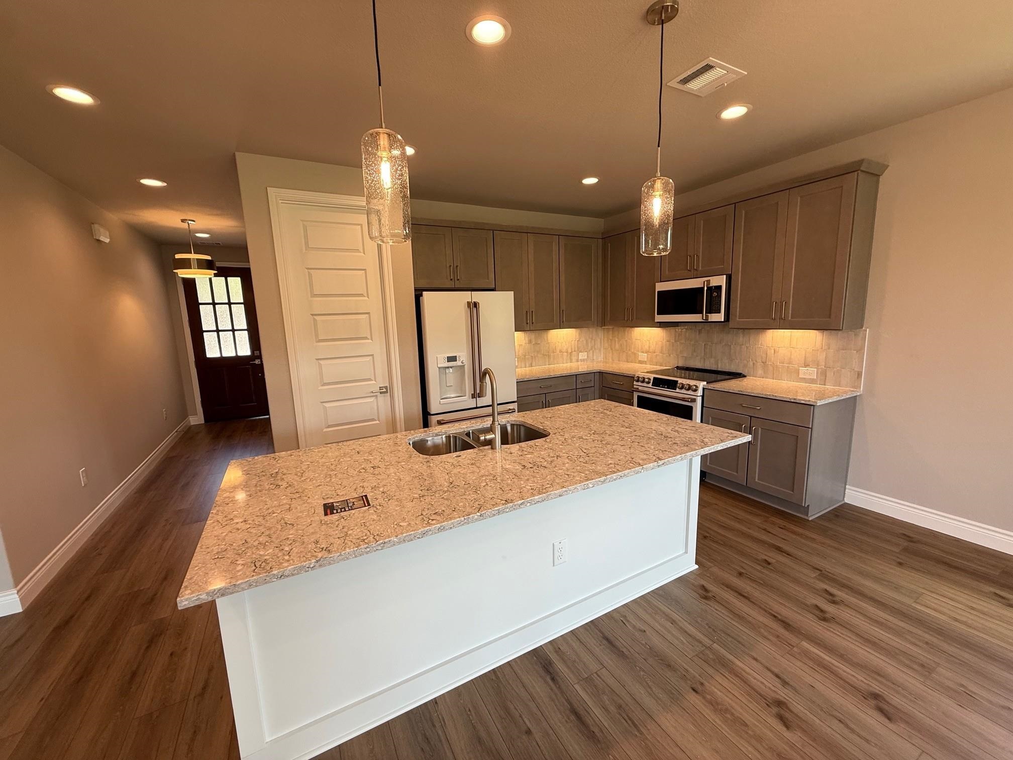 107 Preston Trail Meadowlakes, TX 78654 - Photo 12 of 24