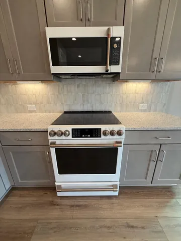 $475,000 | 107 Preston Trail, Meadowlakes, TX 78654