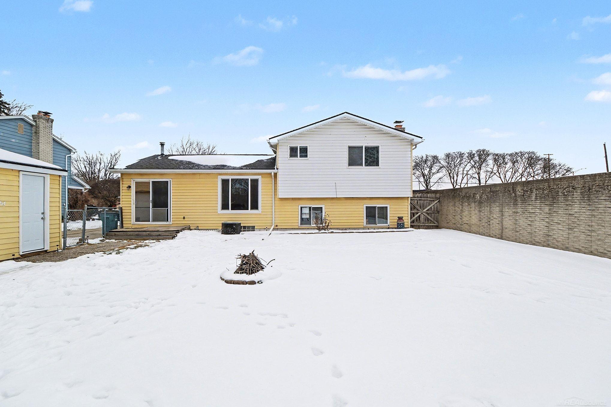 968 Trombley Road Troy, MI 48083 - Photo 23 of 26 50199274-c08b7cb4-acb4-4ed9-8002-94bd5c27a5d6.JPG