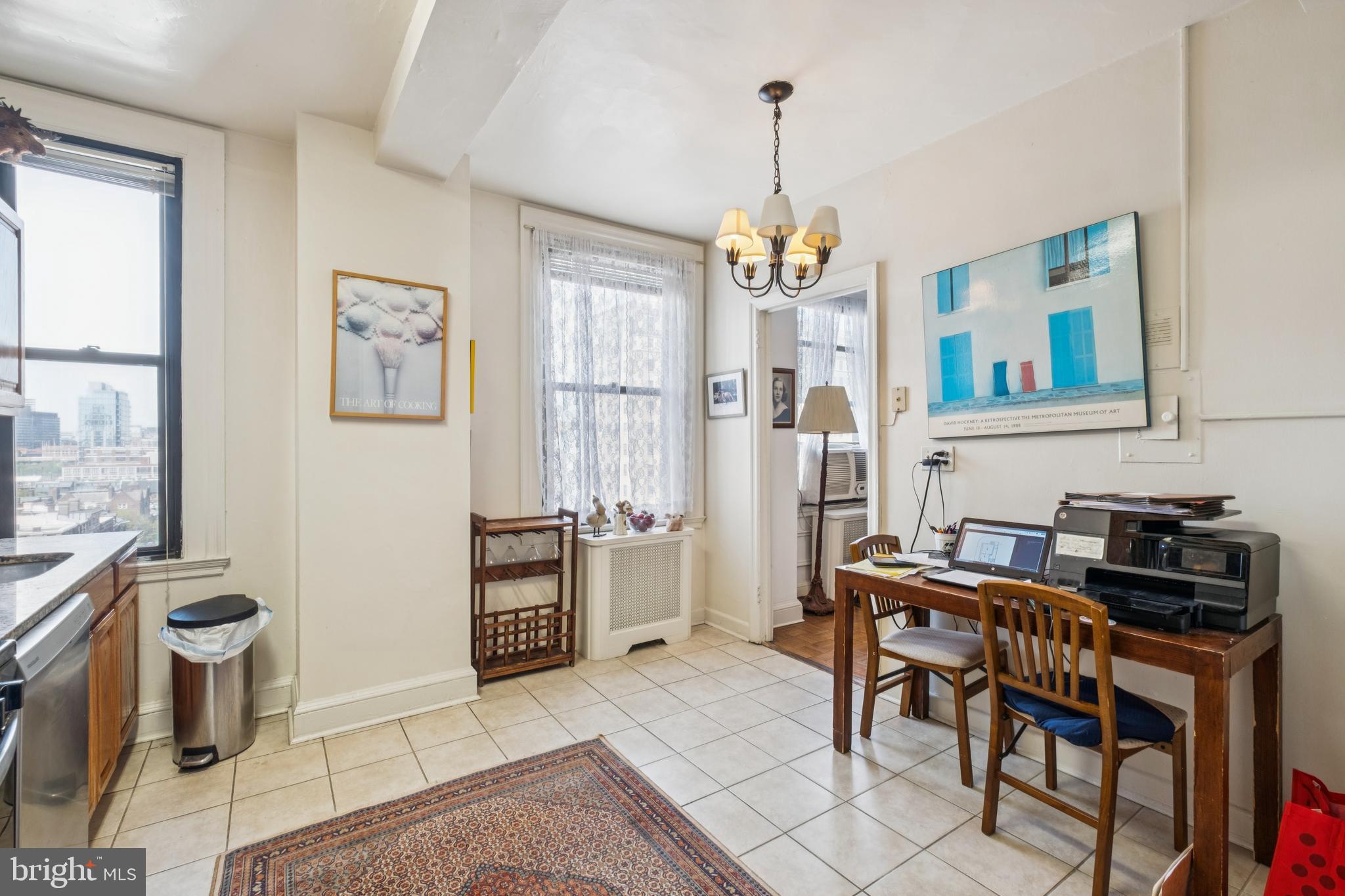 2031 Locust Street, Unit 803 Philadelphia, PA 19103 - Photo 4 of 16
