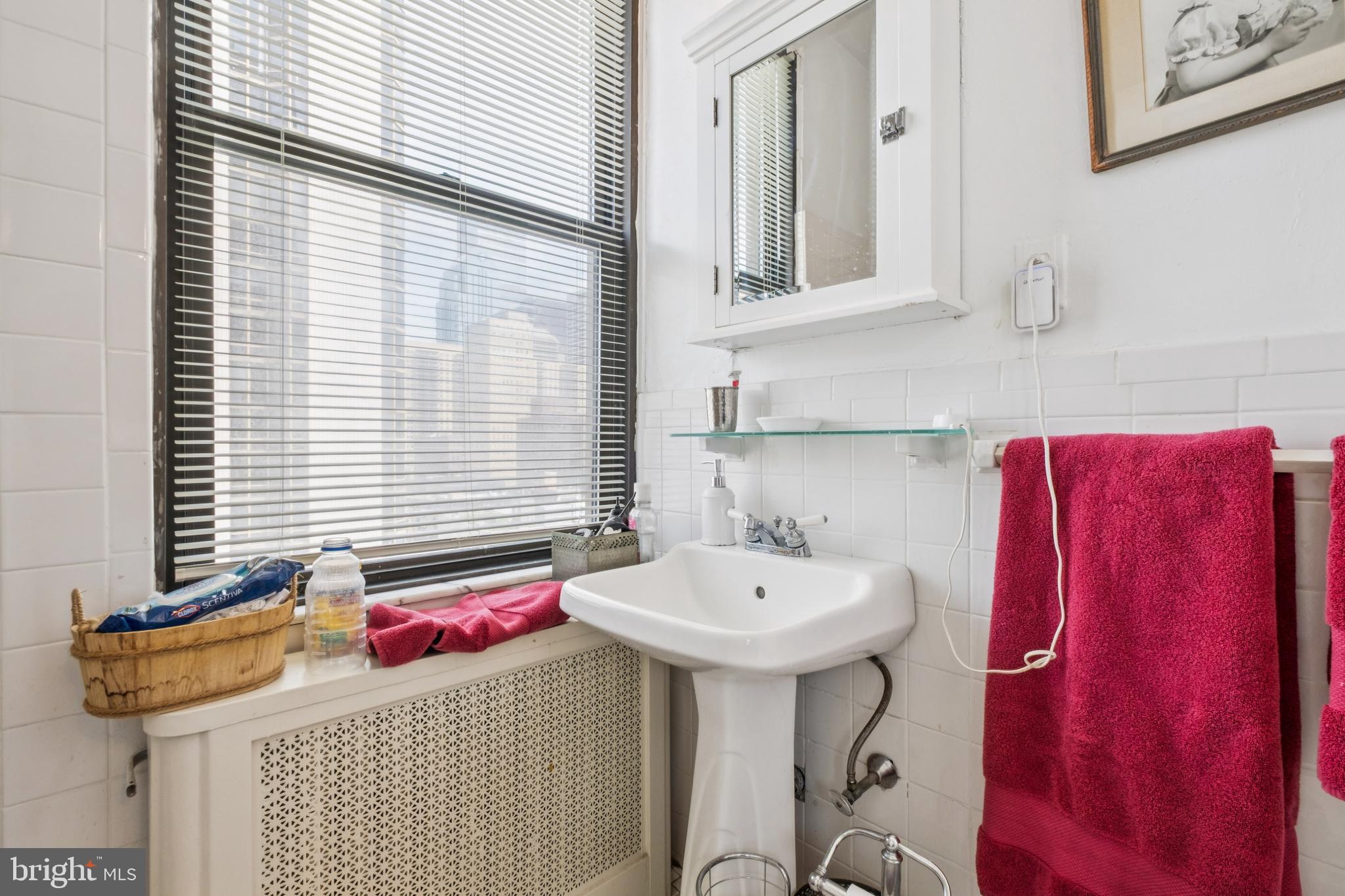 2031 Locust Street, Unit 803 Philadelphia, PA 19103 - Photo 7 of 16
