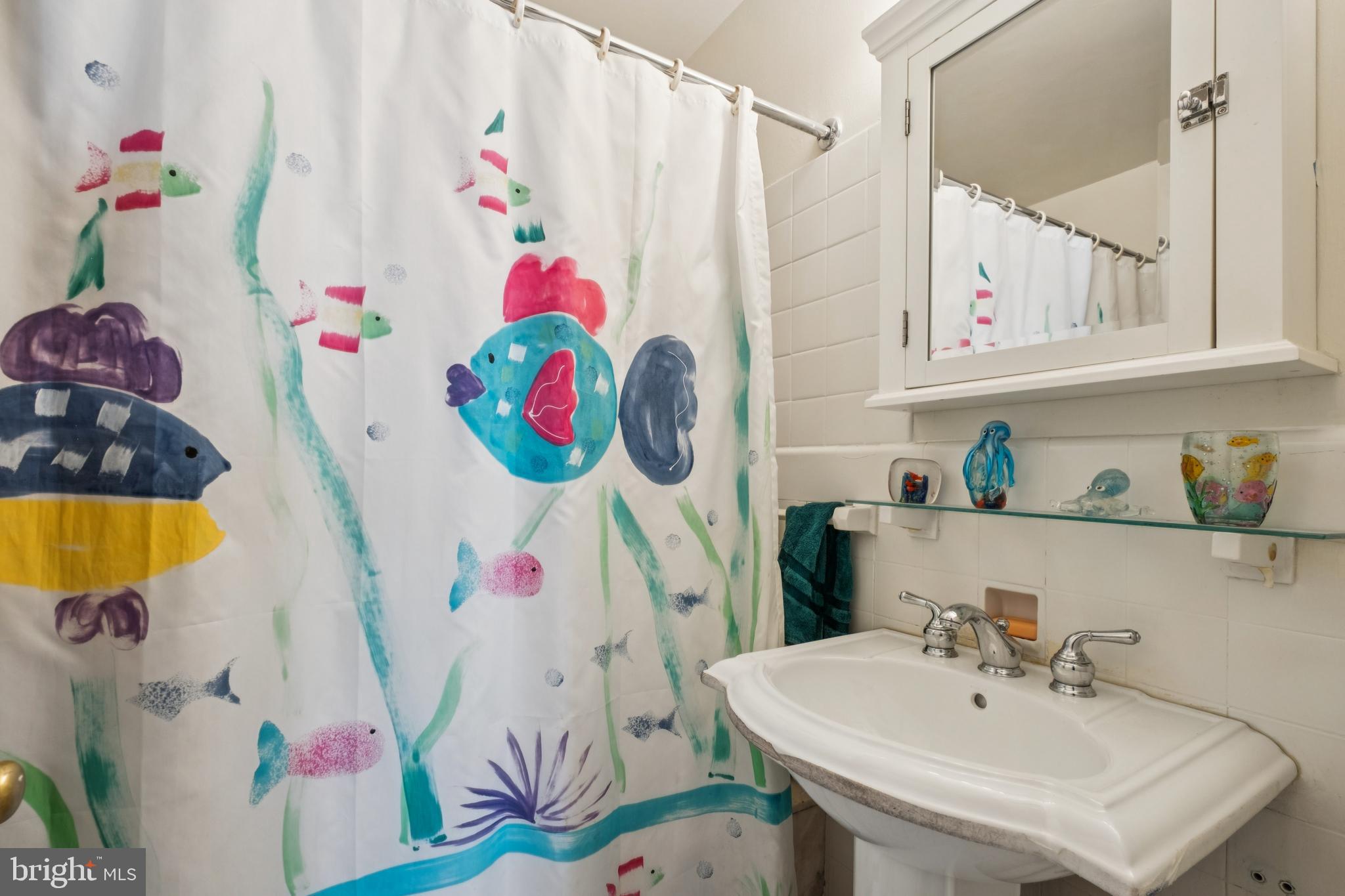 2031 Locust Street, Unit 803 Philadelphia, PA 19103 - Photo 9 of 16