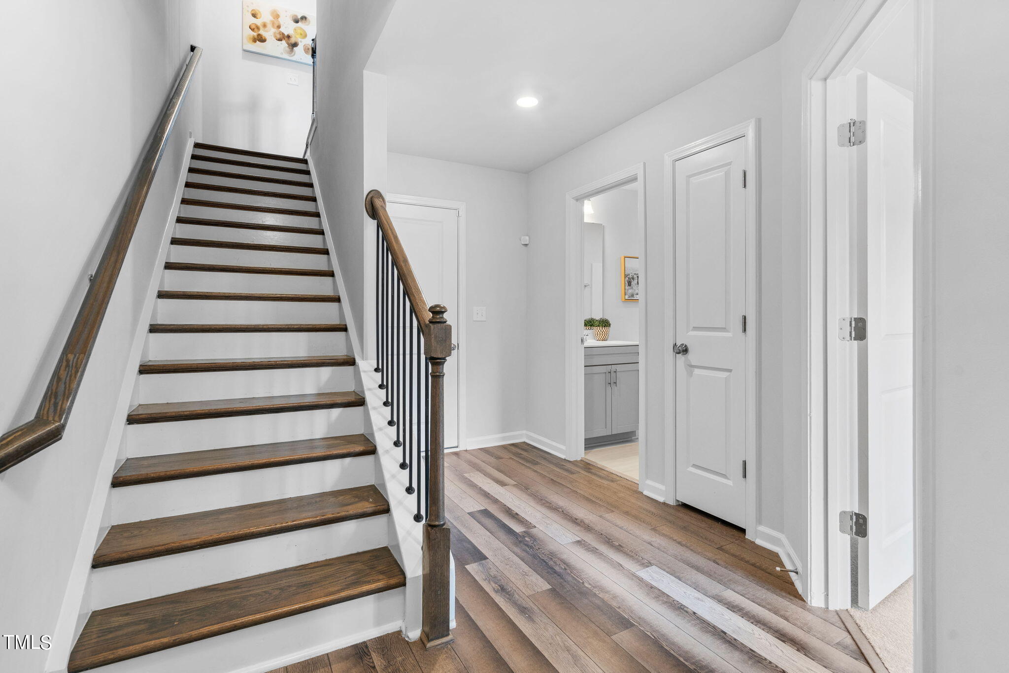 6344 Perry Creek Road Raleigh, NC 27616 - Photo 6 of 36 40-web-or-mls-6344-perry-creek-rd