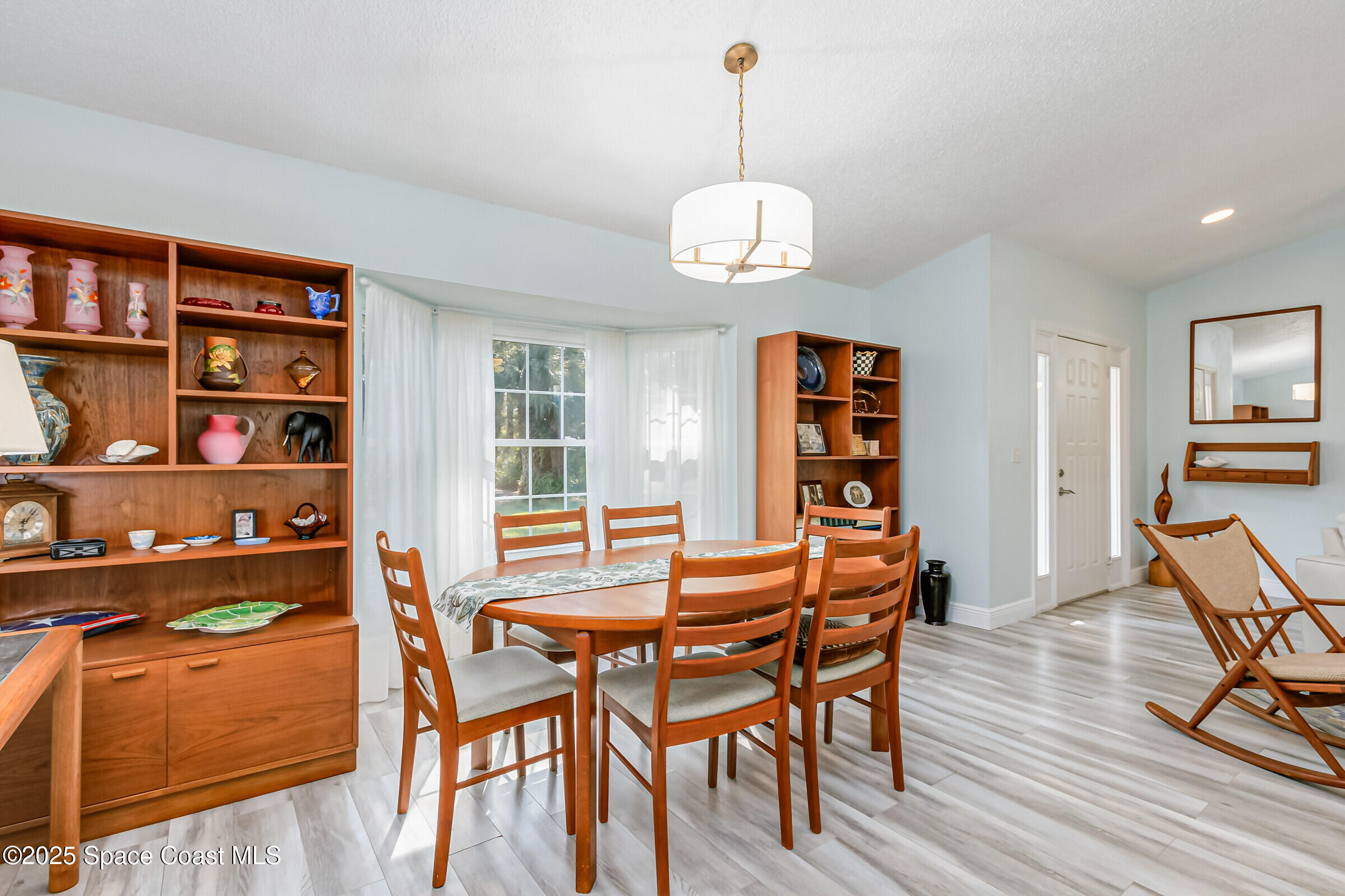 6516 Flamingo Road Melbourne Village, FL 32904 - Photo 4 of 52 17_6516Flamingo214_mls