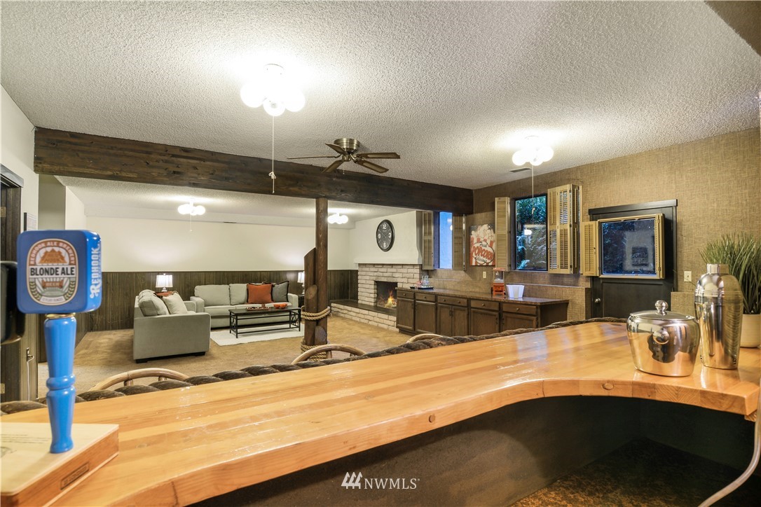 17819 Talbot Road Edmonds, WA 98026 - Photo 15 of 25 Gallery Image 15