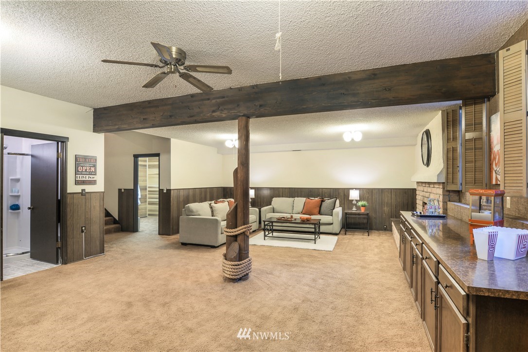 17819 Talbot Road Edmonds, WA 98026 - Photo 16 of 25 Gallery Image 16