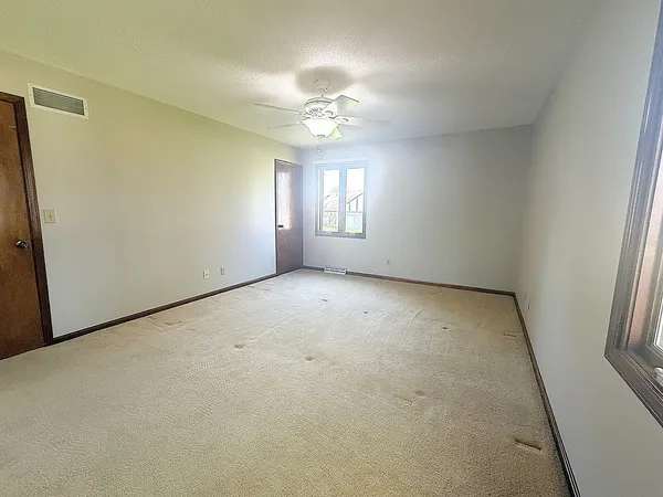 $345,000 | 300 Fieldstone Lane, Dixon, IL 61021