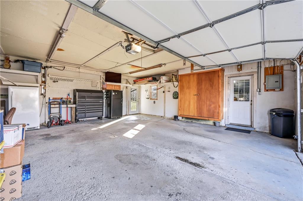 133 North Good Hope Road Greenville, PA 16125 - Photo 30 of 50 a view of a garage