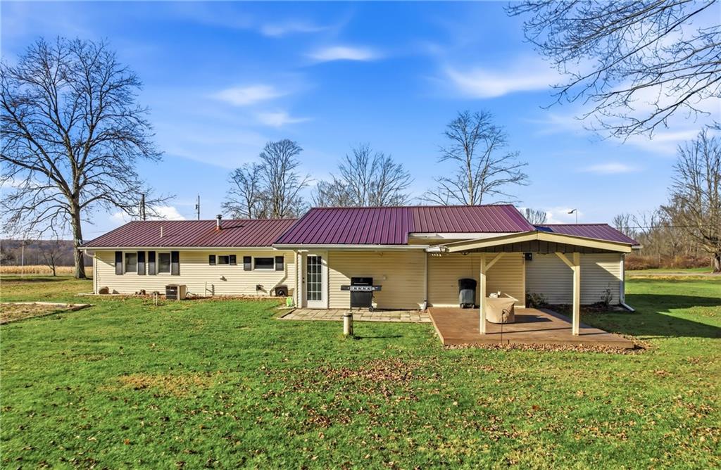 133 North Good Hope Road Greenville, PA 16125 - Photo 34 of 50 a front view of a house with a yard