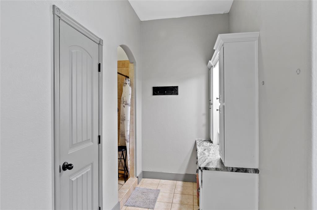 396 Ranchview Court Bowie, TX 76230 - Photo 14 of 38