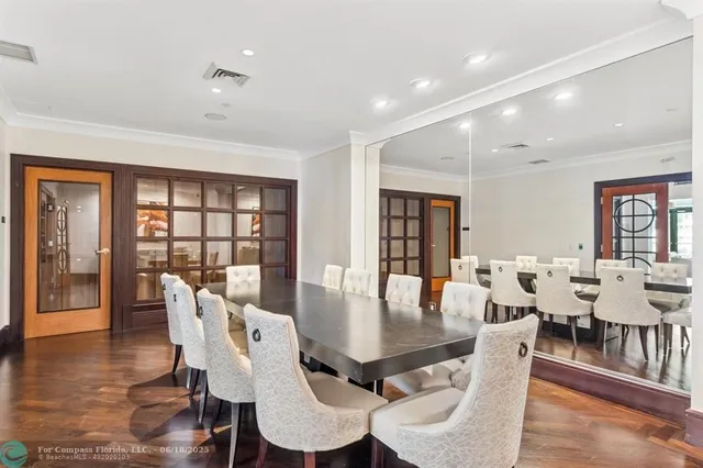 $949,000 | 610 West Las Olas Boulevard, Unit 517, Fort Lauderdale, FL 33312