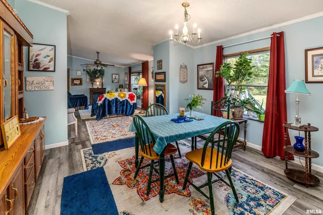 $215,000 | 375 Lakota Way Drive, Carbondale, IL 62902