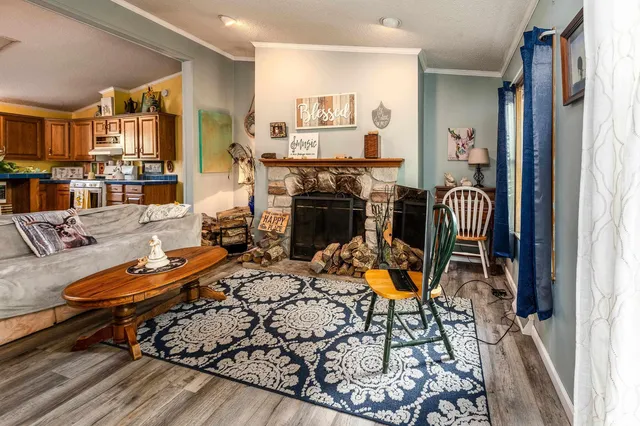 $215,000 | 375 Lakota Way Drive, Carbondale, IL 62902