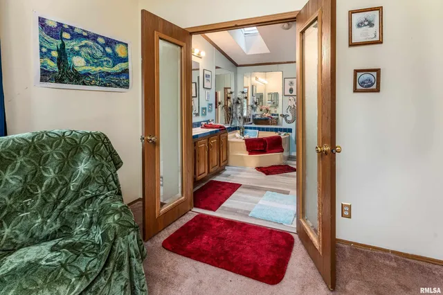 $215,000 | 375 Lakota Way Drive, Carbondale, IL 62902