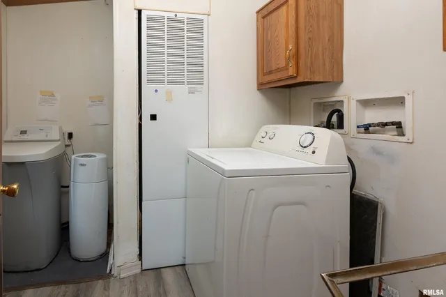 $215,000 | 375 Lakota Way Drive, Carbondale, IL 62902