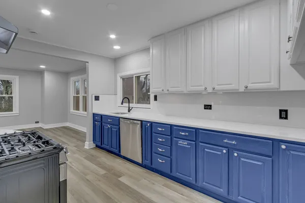 $525,000 | 31 Highway 45, Vernon Hills, IL 60061