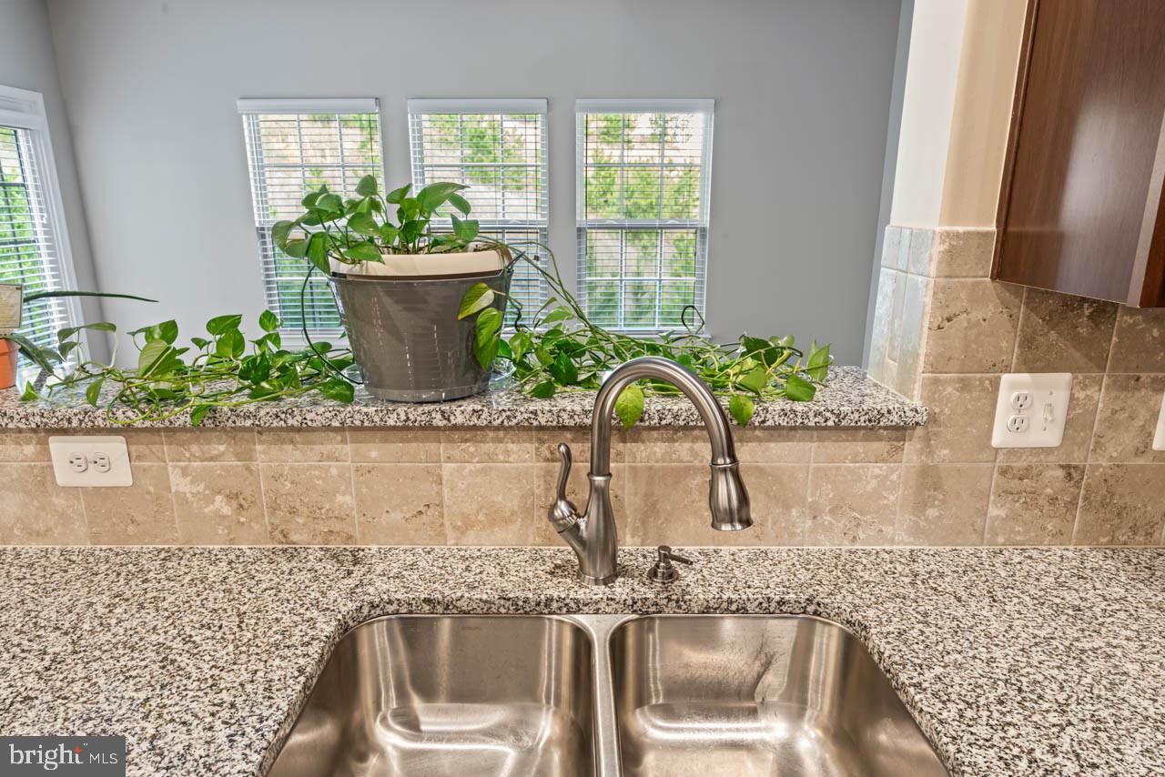 17875 Sugarberry Road Dumfries, VA 22026 - Photo 23 of 52