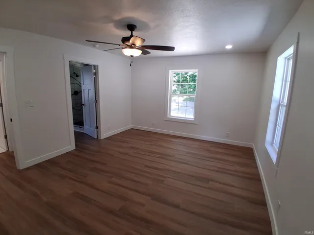 $479,000 | 1578 East 100 North, Washington, IN 47501