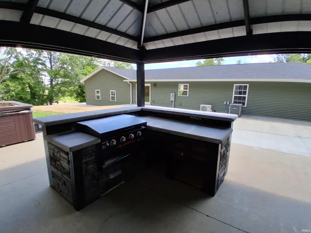 $479,000 | 1578 East 100 North, Washington, IN 47501