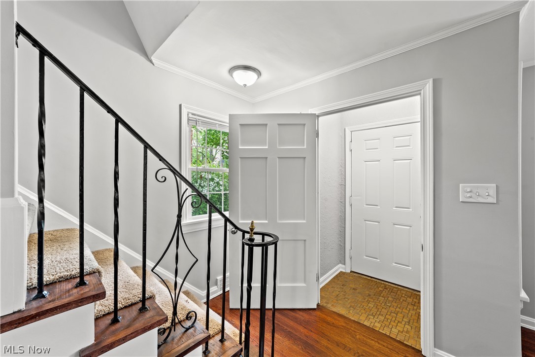 3659 Avalon Road Cleveland, OH 44120 - Photo 2 of 36