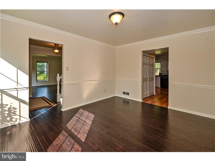 2013 Foster Road Hatfield, PA 19440 - Photo 11 of 25 Dining Room