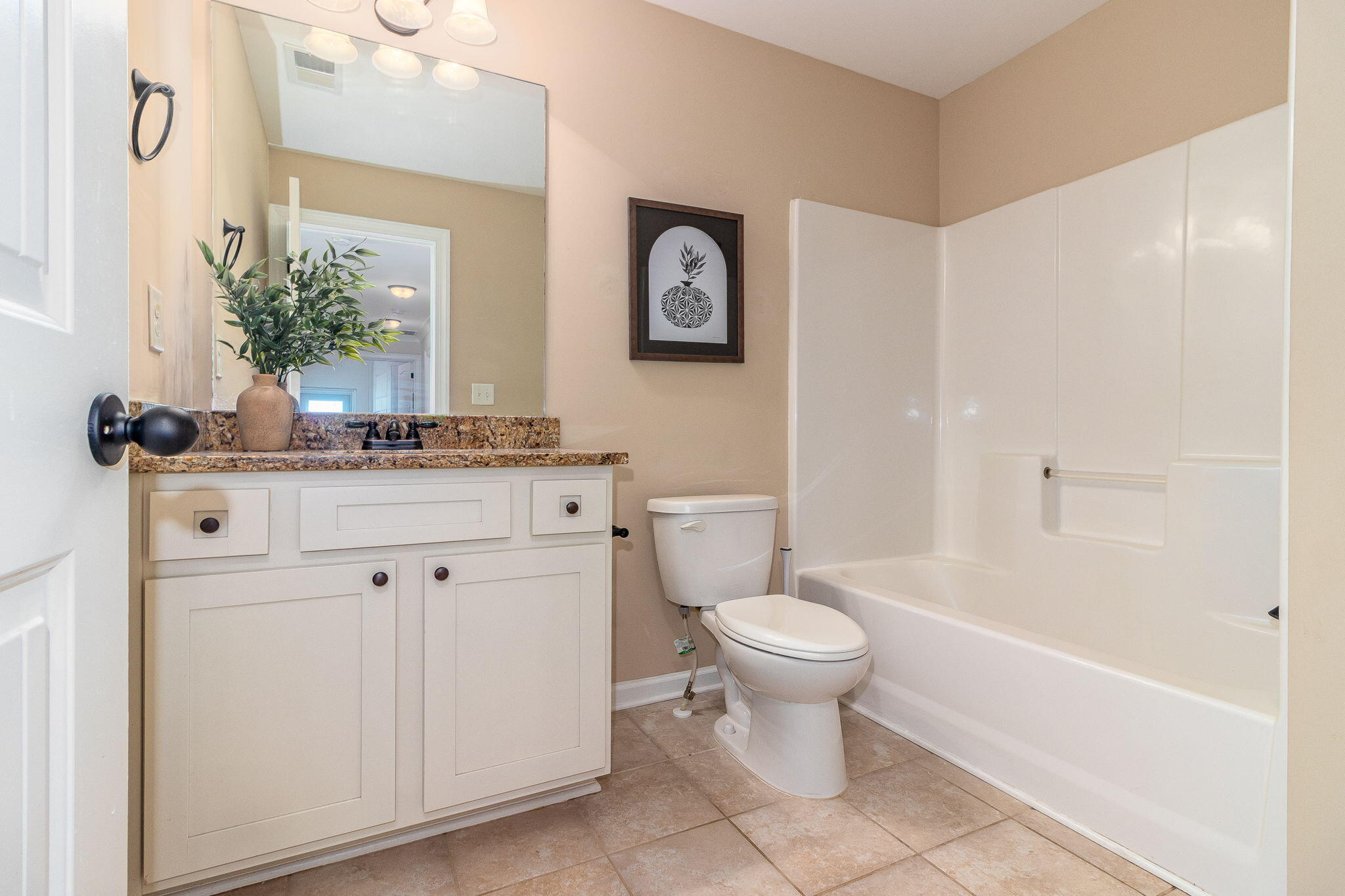 5629 Sunbury Loop Evans, GA 30809 - Photo 37 of 75 Secondary Hall Bath