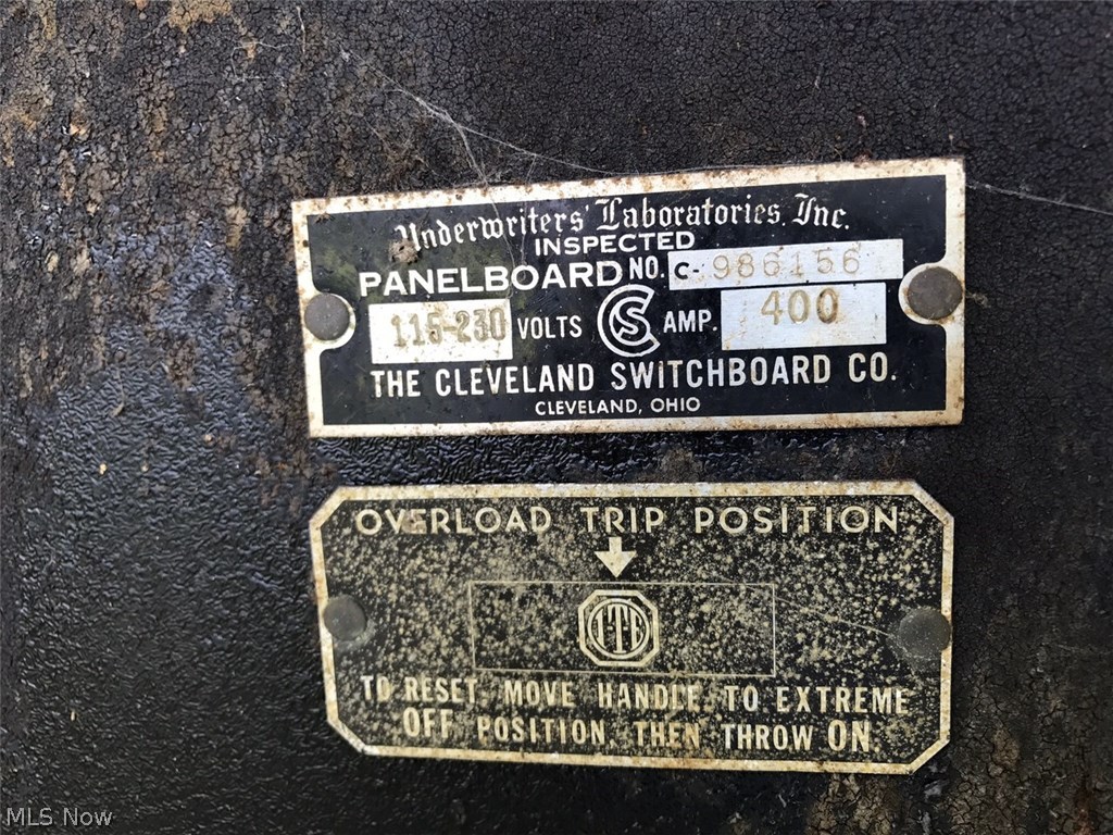 4400 Gault Road North Jackson, OH 44451 - Photo 33 of 35 Close-up of 400 amp electrical box.