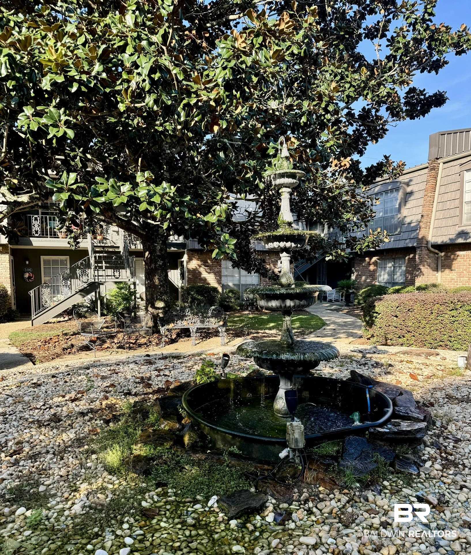 207 South Mobile Street, Unit 217 Fairhope, AL 36532 - Photo 2 of 8 View of yard