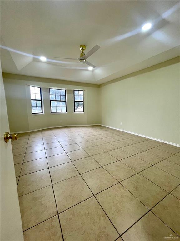 5307 Fm 493 Road Donna, TX 78537 - Photo 21 of 27 Tiled spare room featuring ceiling fan