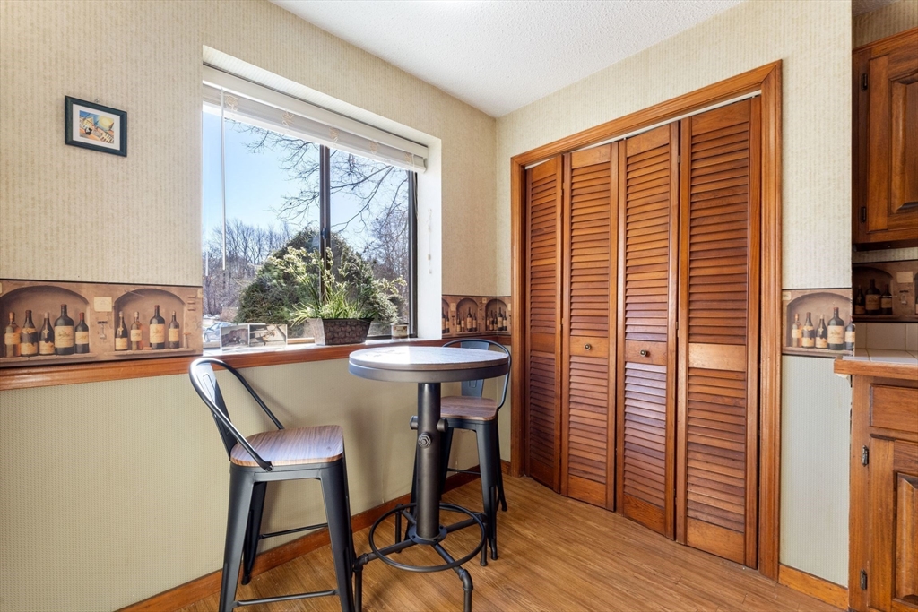 33 Apple Tree Hill Road, Unit 33 Hopkinton, MA 01748 - Photo 11 of 41 Gallery Image 11