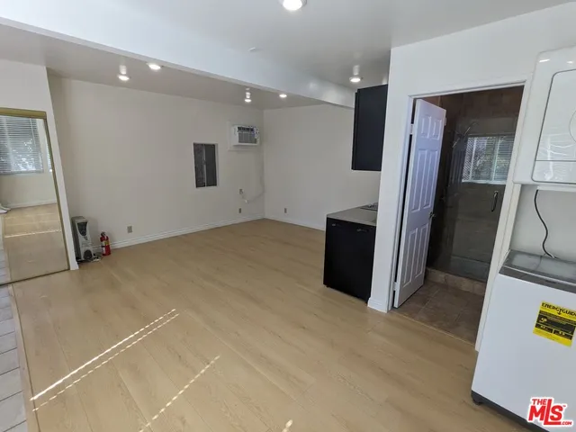 $1,985 | 326 South Almont Drive, Beverly Hills, CA 90211