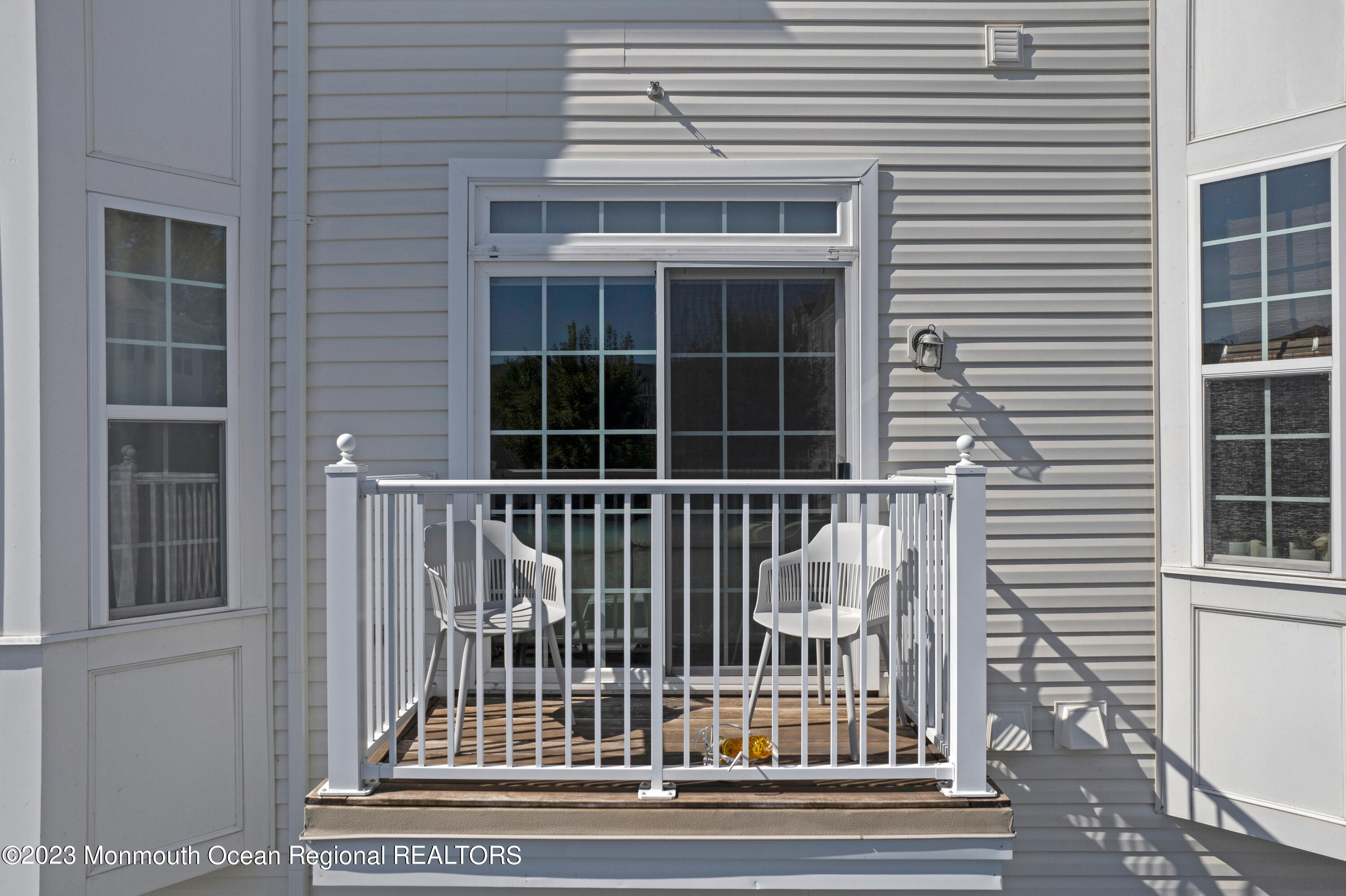 7 Iris Lane, Unit 504 Garfield, NJ 07026 - Photo 30 of 31 a view of front door