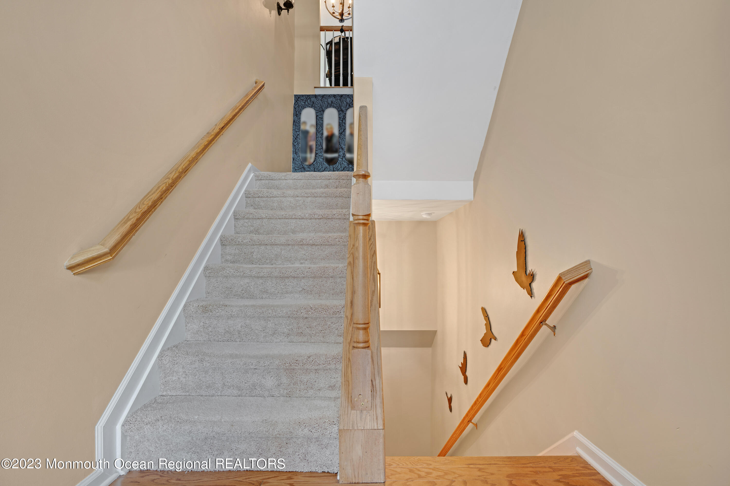 7 Iris Lane, Unit 504 Garfield, NJ 07026 - Photo 5 of 31 a view of entryway and hall
