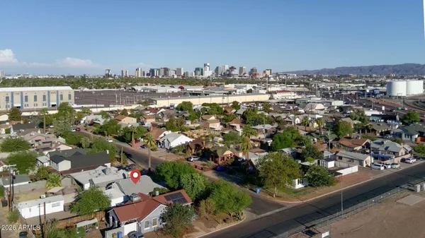 $1,948 | 1950 West Palm Lane, Phoenix, AZ 85009